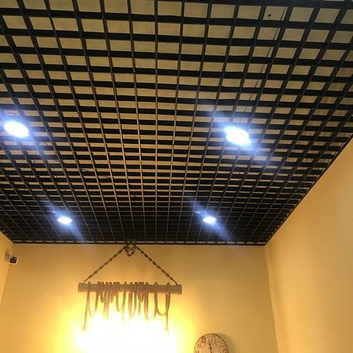 農(nóng)村房屋鋁扣板吊頂-想知道什么影響鋁扣板吊頂高度