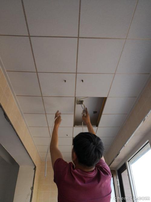 鋁扣板吊頂廠家地址電話-佛山鋁扣板廠家直銷電話哪里找