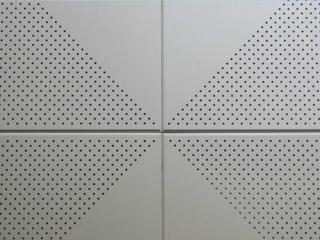 批發(fā)鋁扣板吊頂材料-鋁扣板批發(fā)廠家教教大家怎么辨別滾涂和覆膜鋁扣板