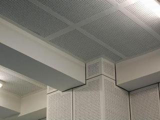 湖州鋁扣板批發(fā)-家用鋁扣板集成吊頂有啥好處呢